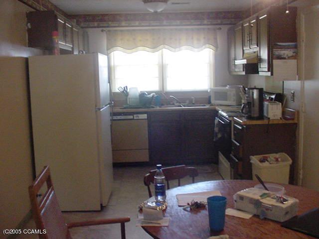 116 Shipman Road Havelock, NC 28532 - Photo 2 of 3 kitchen