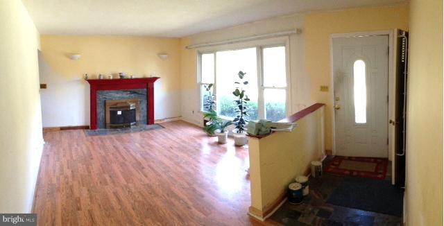 1825 Powder Mill Road Silver Spring, MD 20903 - Photo 2 of 19 Living Room