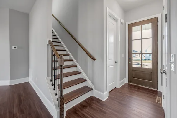 $450,900 | 965 Hunters Lane, Springfield, TN 37172