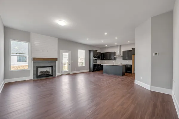 $450,900 | 965 Hunters Lane, Springfield, TN 37172