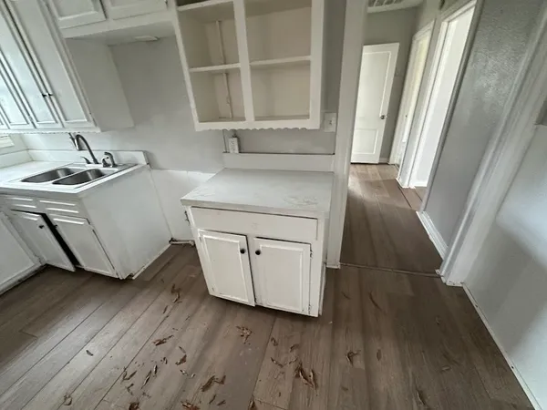 $72,500 | 720 Mac Arthur Avenue, Wake Village, TX 75501