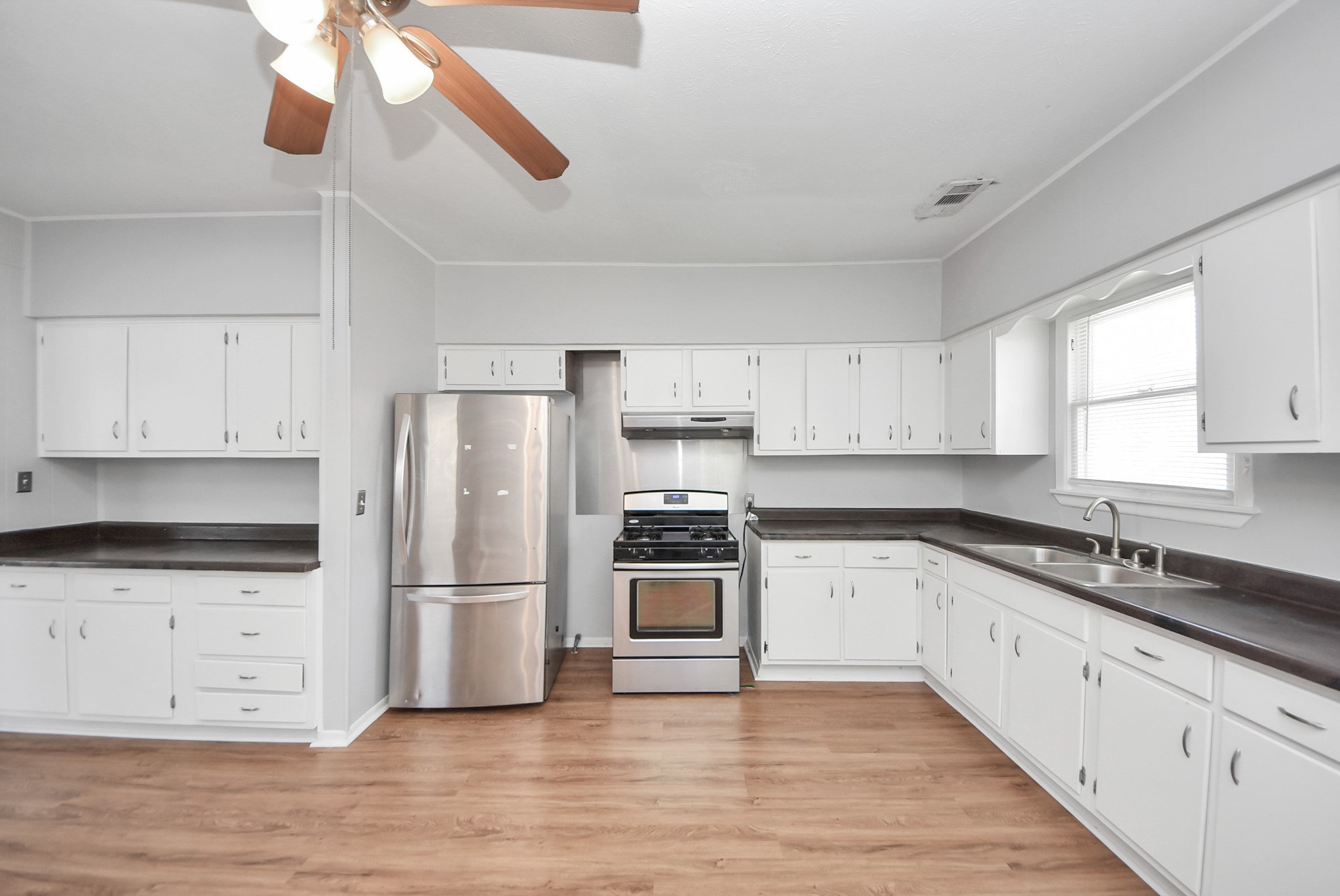 6 Jenkins Street Houston, TX 77003 - Photo 29 of 42