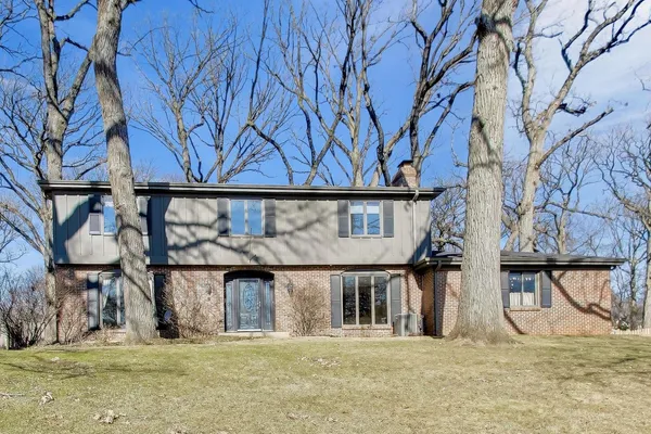$629,900 | 26W548 Prairie Avenue, Winfield, IL 60190