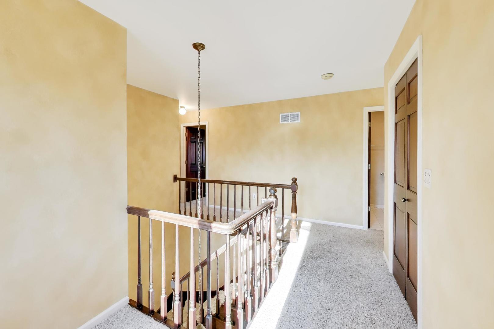 26W548 Prairie Avenue Winfield, IL 60190 - Photo 24 of 45