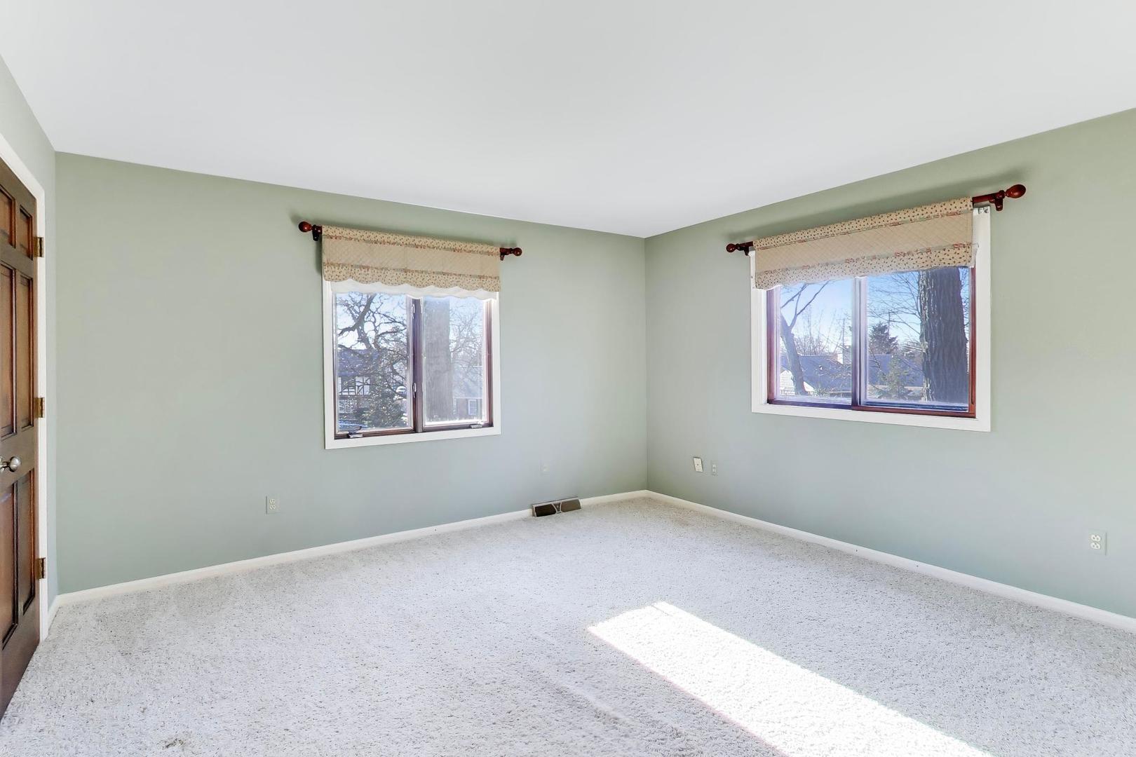 26W548 Prairie Avenue Winfield, IL 60190 - Photo 34 of 45