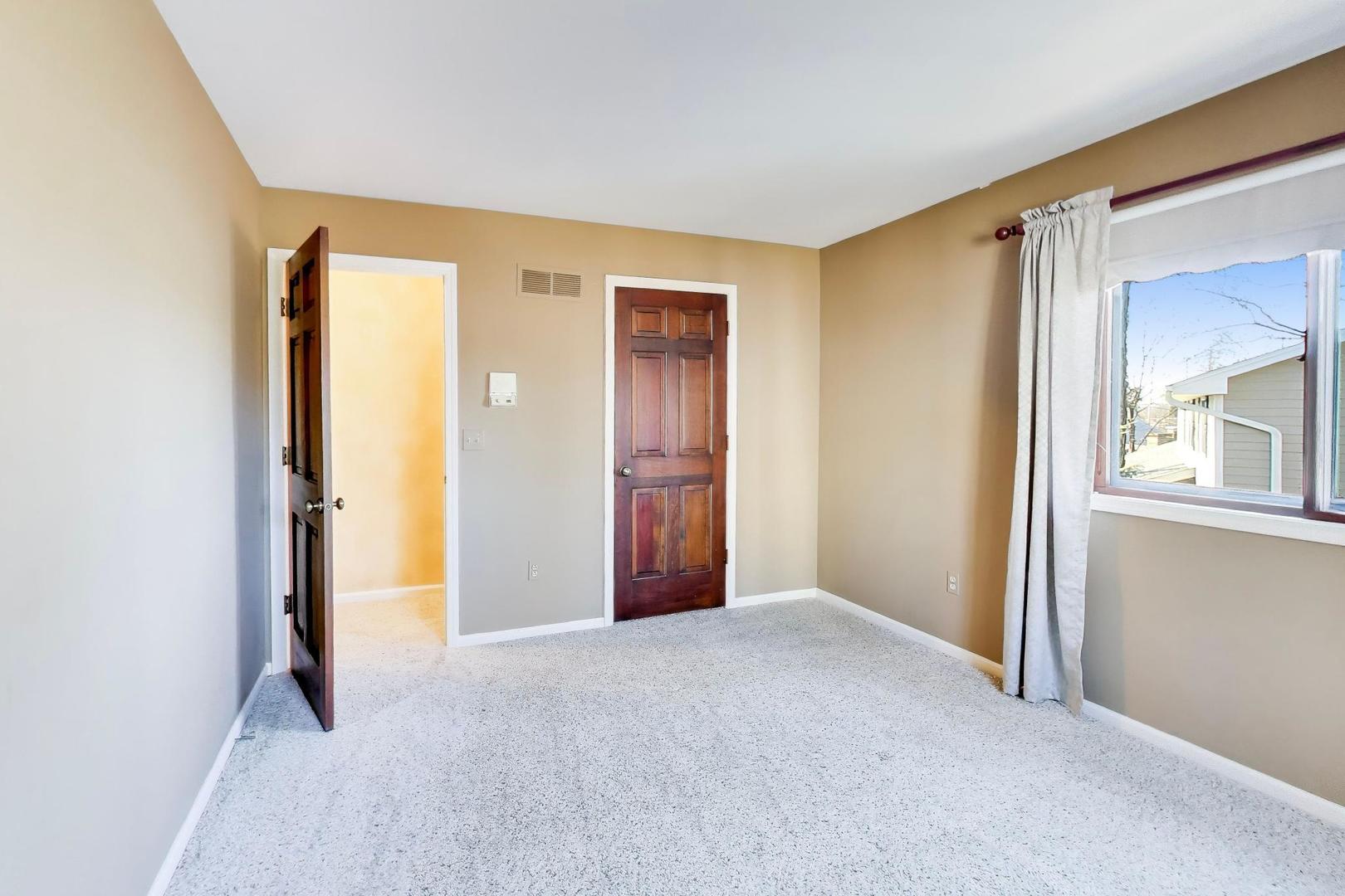 26W548 Prairie Avenue Winfield, IL 60190 - Photo 37 of 45