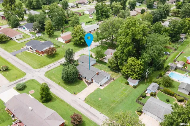 $169,000 | 621 South 4th Street, Herrin, IL 62948