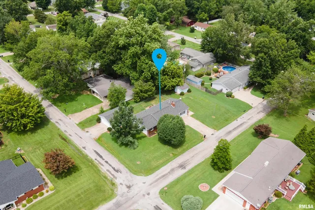 $169,000 | 621 South 4th Street, Herrin, IL 62948