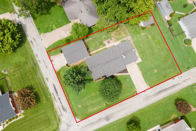 $169,000 | 621 South 4th Street, Herrin, IL 62948