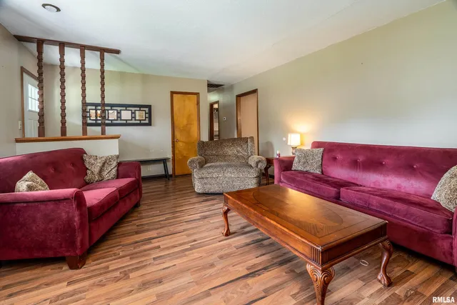 $169,000 | 621 South 4th Street, Herrin, IL 62948