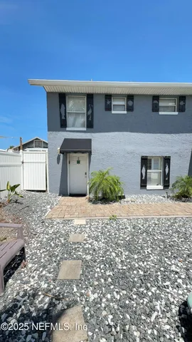 $1,550 | 108 South 5th Street, Unit 4A, Flagler Beach, FL 32136