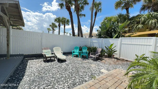 $1,550 | 108 South 5th Street, Unit 4A, Flagler Beach, FL 32136