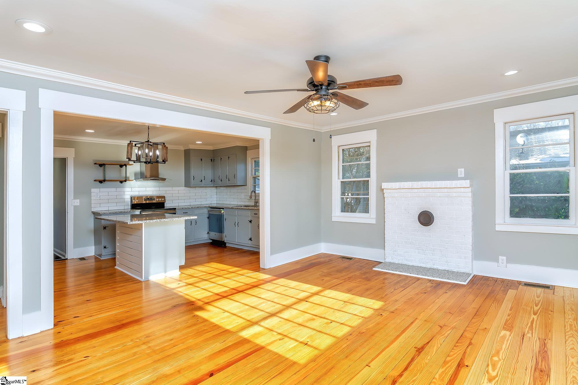 425 Stokes Road Simpsonville, SC 29681 - Photo 3 of 36 Gallery Image 3