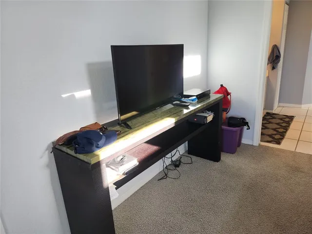 $2,200 | 6606 Pineview Terrace, Unit 201, Bradenton, FL 34203