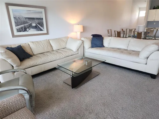 $2,200 | 6606 Pineview Terrace, Unit 201, Bradenton, FL 34203