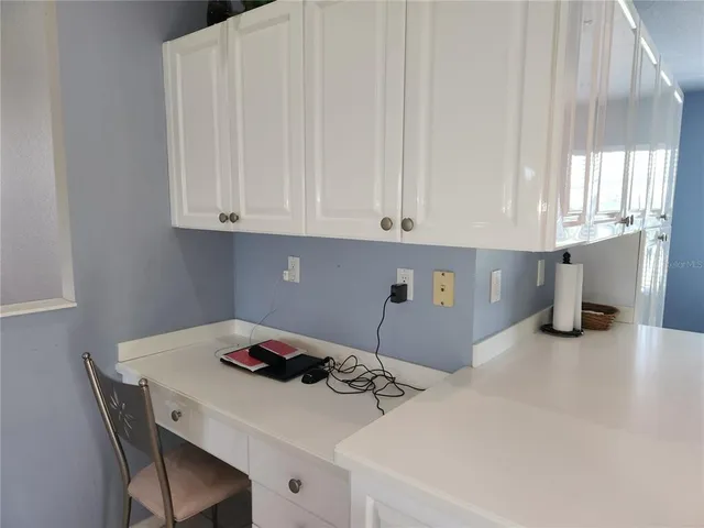 $2,200 | 6606 Pineview Terrace, Unit 201, Bradenton, FL 34203