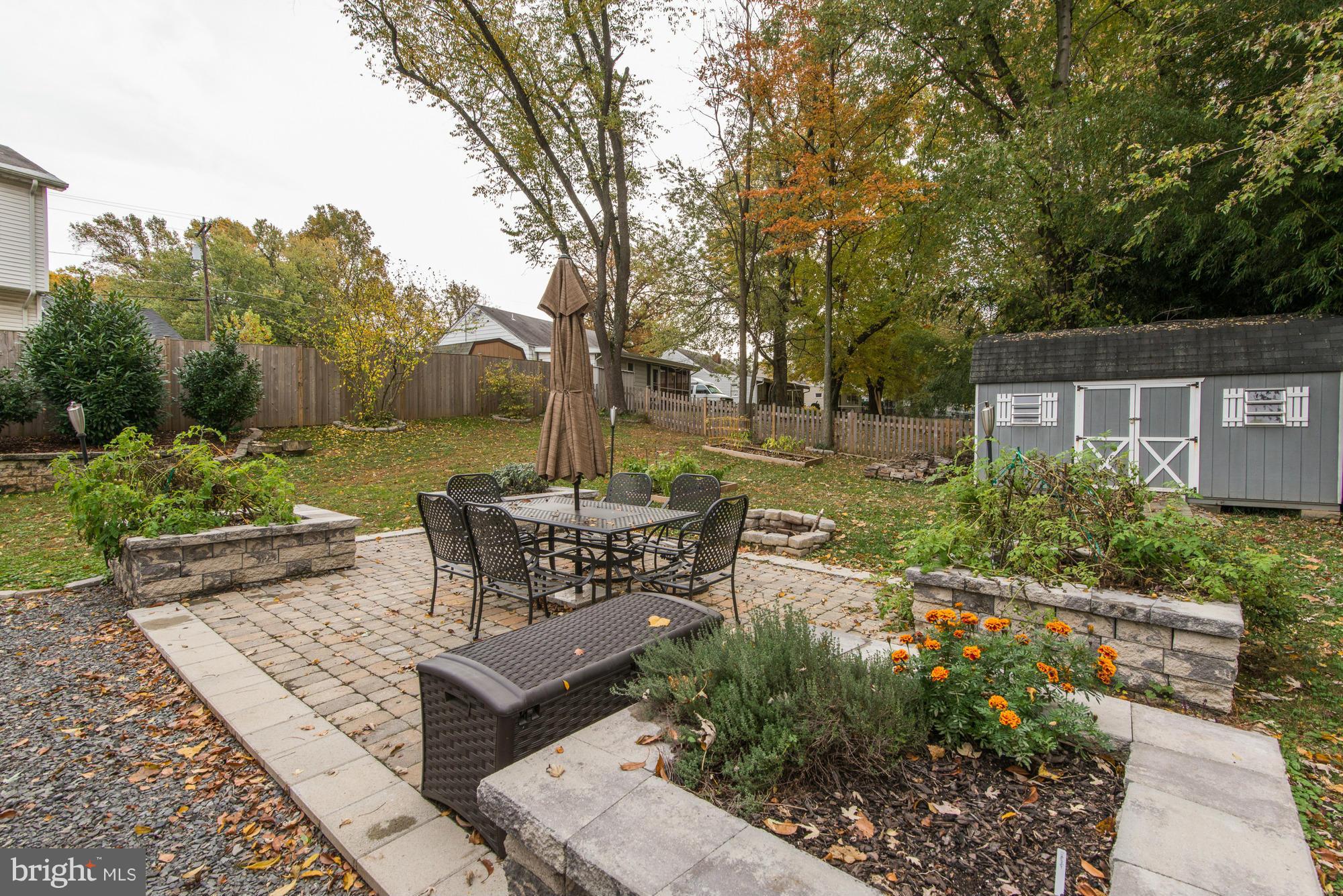 2034 Griffith Road Falls Church, VA 22043 - Photo 22 of 25 a view of a garden with a patio