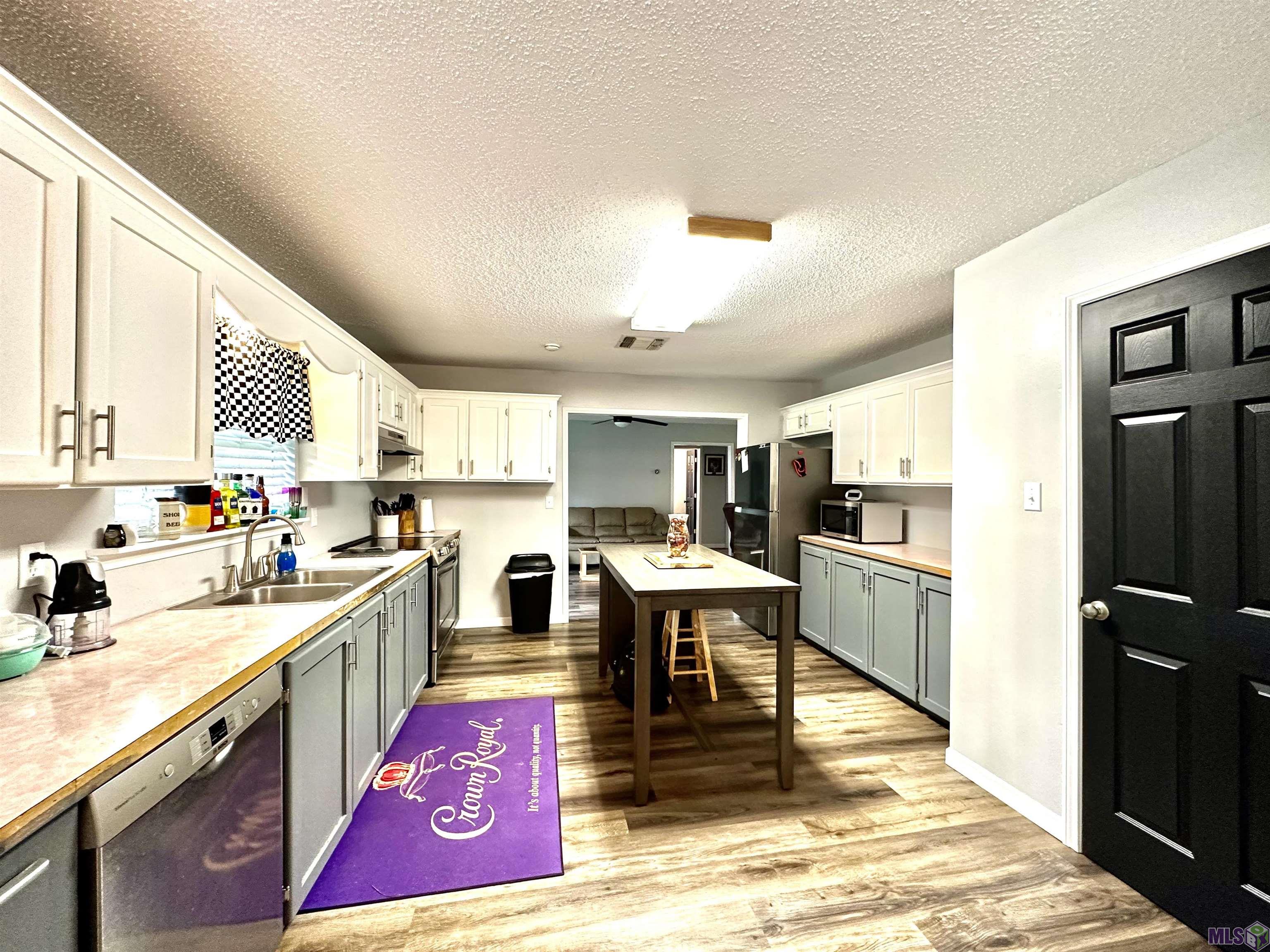 160 Rodriguez Drive Raceland, LA 70394 - Photo 4 of 6