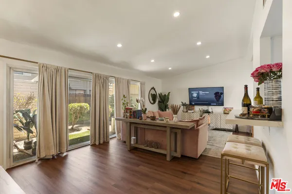 $4,500 | 3500 West Manchester Boulevard, Unit 41, Inglewood, CA 90305