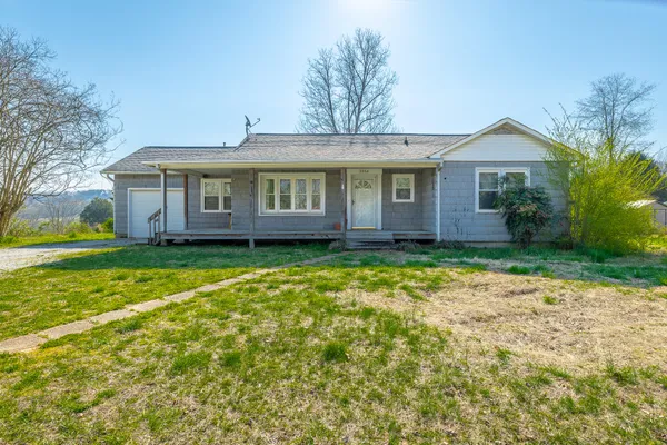 $198,500 | 3964 Wolf Creek Road, Spring City, TN 37381