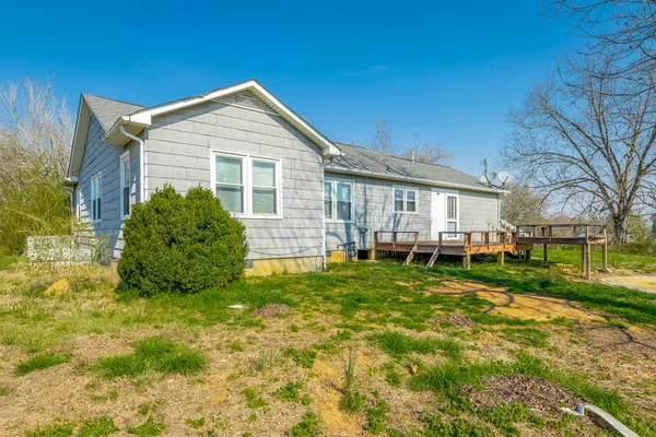 $198,500 | 3964 Wolf Creek Road, Spring City, TN 37381