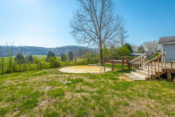 $198,500 | 3964 Wolf Creek Road, Spring City, TN 37381