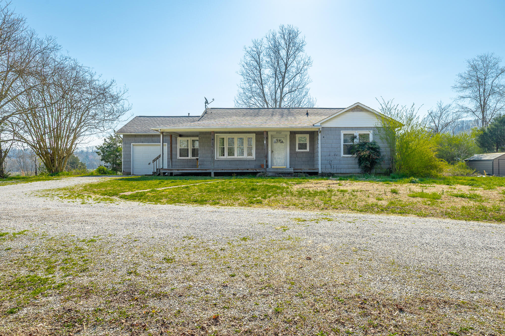 3964 Wolf Creek Road Spring City, TN 37381 - Photo 3 of 18 Gravel driveway