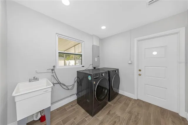 a view of utility room with washer and dryer