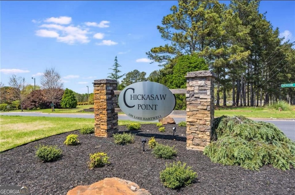 101 North Foxglove Road Westminster, SC 29693 - Photo 29 of 49 Chickasaw Point Gated Community