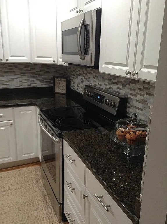 101 North Foxglove Road Westminster, SC 29693 - Photo 9 of 49 Kitchen