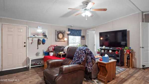 $270,000 | 2590 South Kadomoto Drive, Cornville, AZ 86325
