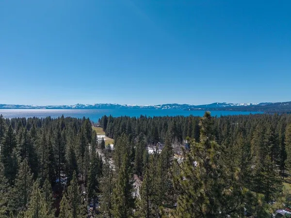 $1,500,000 | 804 North Shore Boulevard, Kings Beach, CA 96143