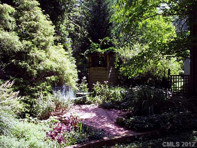 7017 Neal Road Charlotte, NC 28262 - Photo 15 of 16 Gallery Image 15