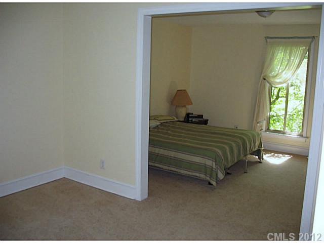 7017 Neal Road Charlotte, NC 28262 - Photo 9 of 16 Gallery Image 9