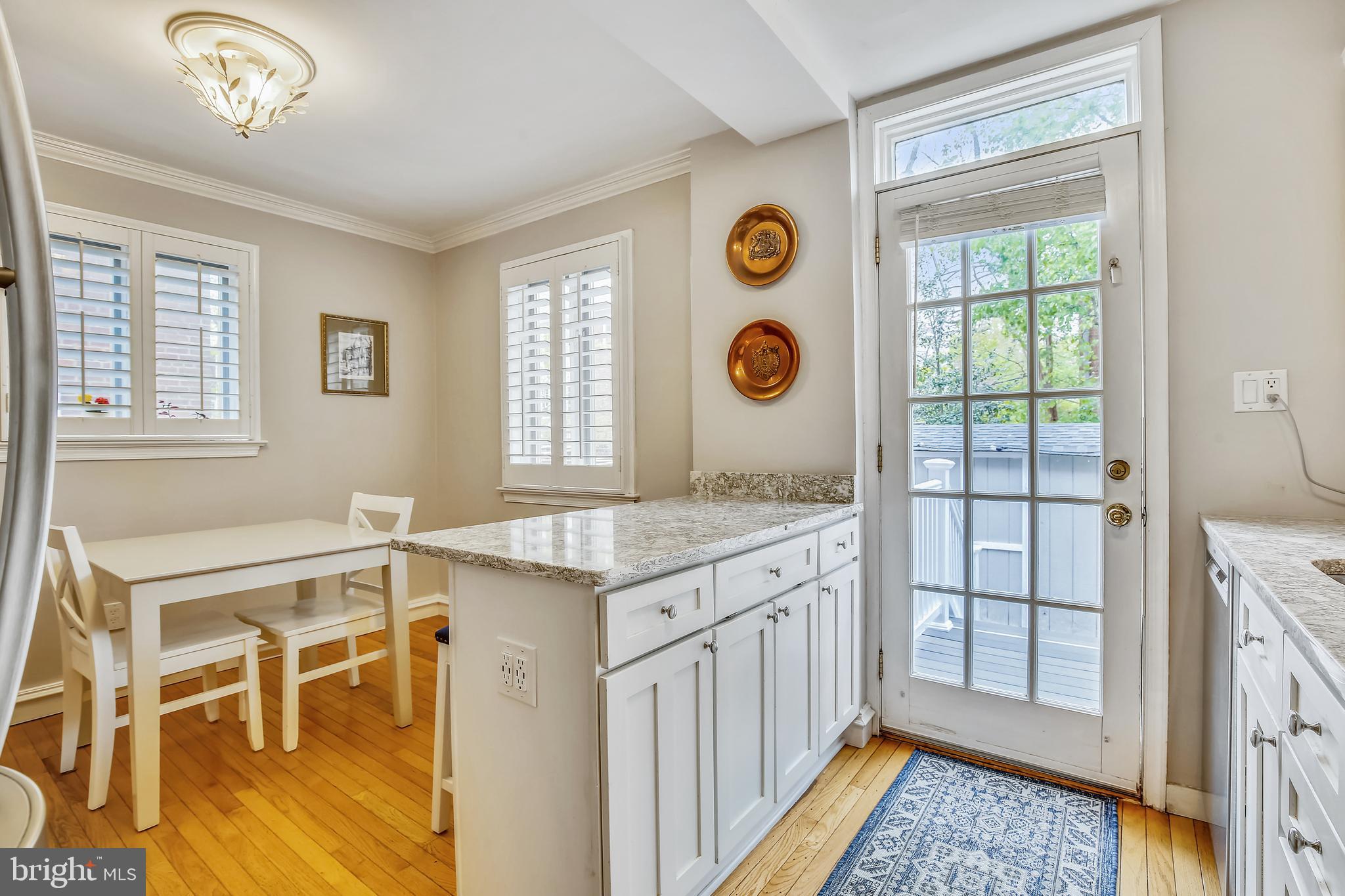 1114 Portner Road Alexandria, VA 22314 - Photo 12 of 76