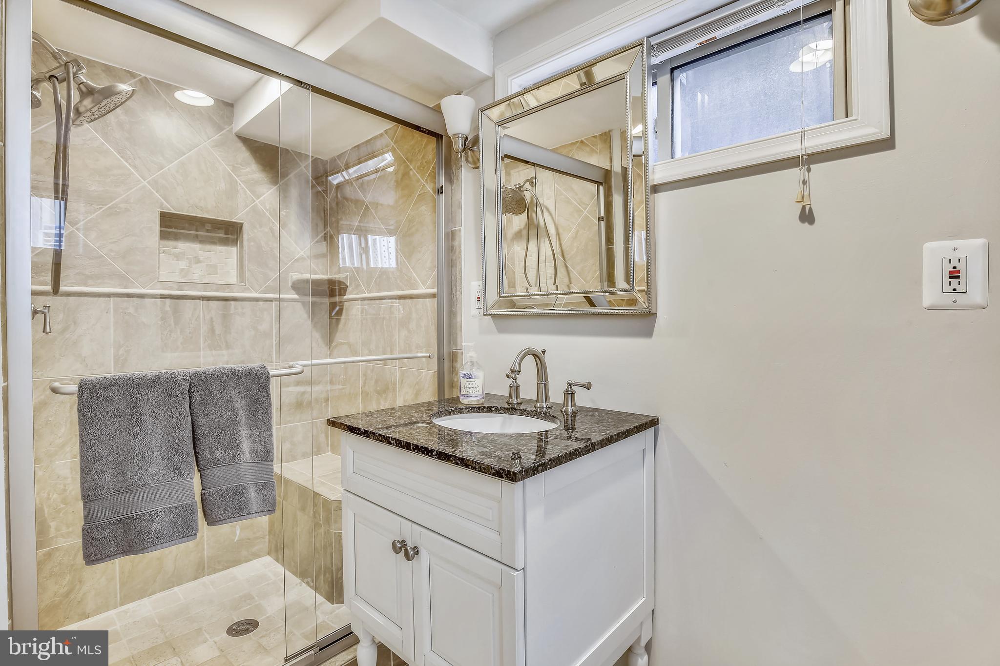 1114 Portner Road Alexandria, VA 22314 - Photo 35 of 76