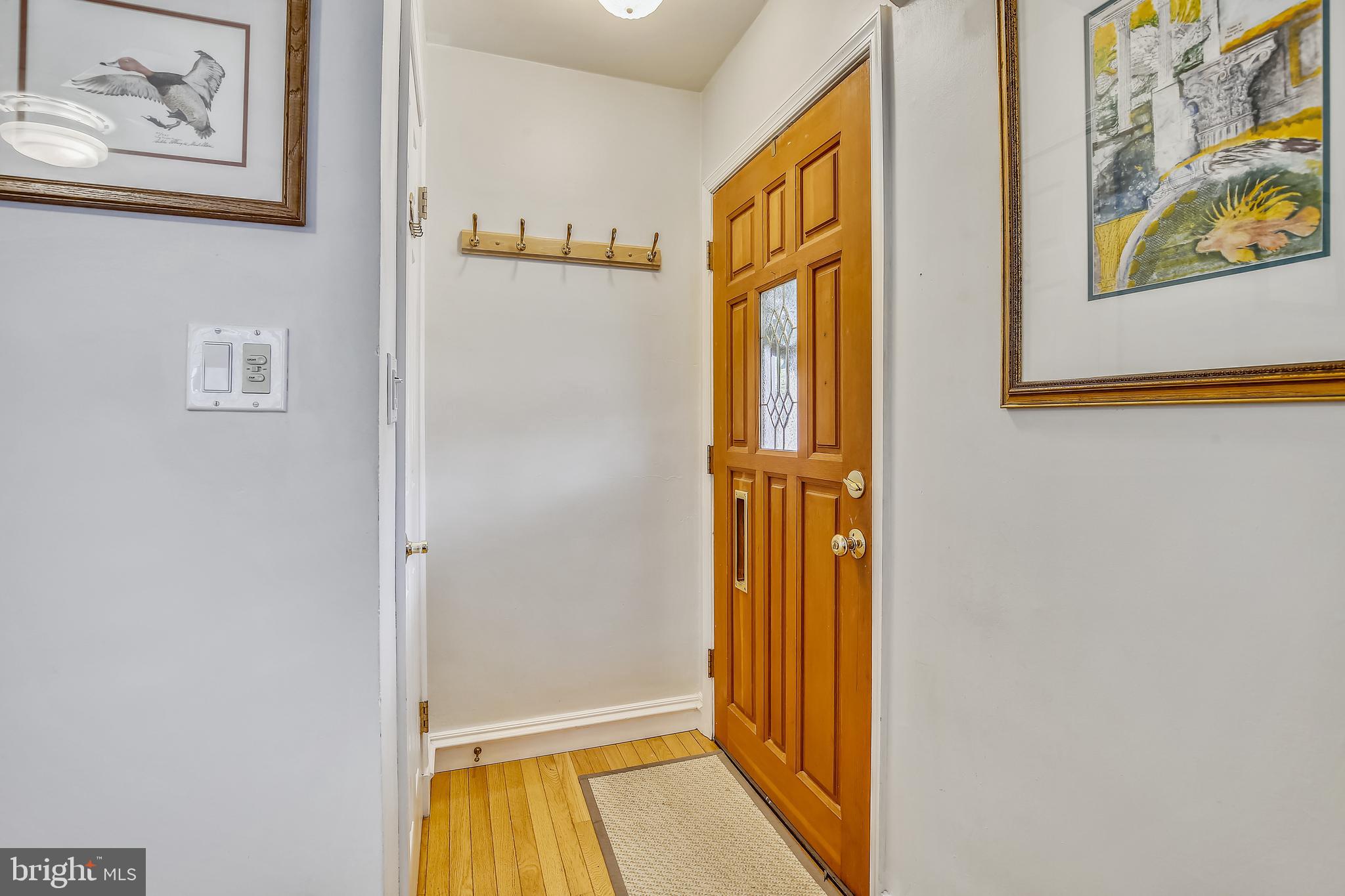 1114 Portner Road Alexandria, VA 22314 - Photo 5 of 76