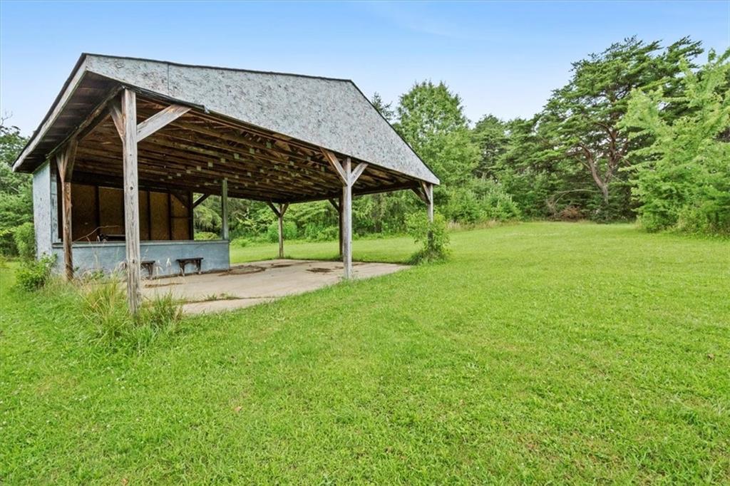 209 East Shaffer Road Aliquippa, PA 15001 - Photo 11 of 47 Gallery Image 11