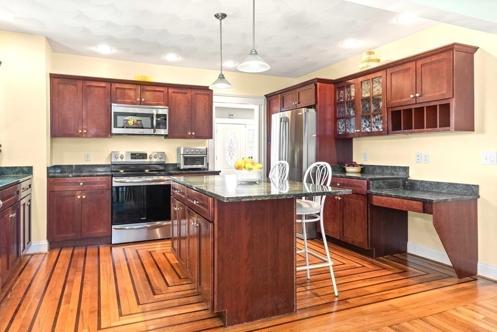 8 Freeman Road Salem, MA 01970 - Photo 13 of 36 Gallery Image 13