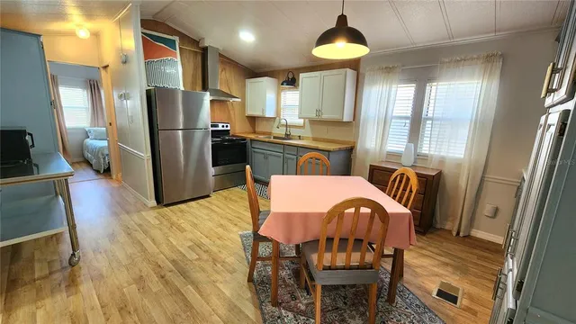 $119,900 | 3333 26th Avenue East, Unit 1090, Bradenton, FL 34208