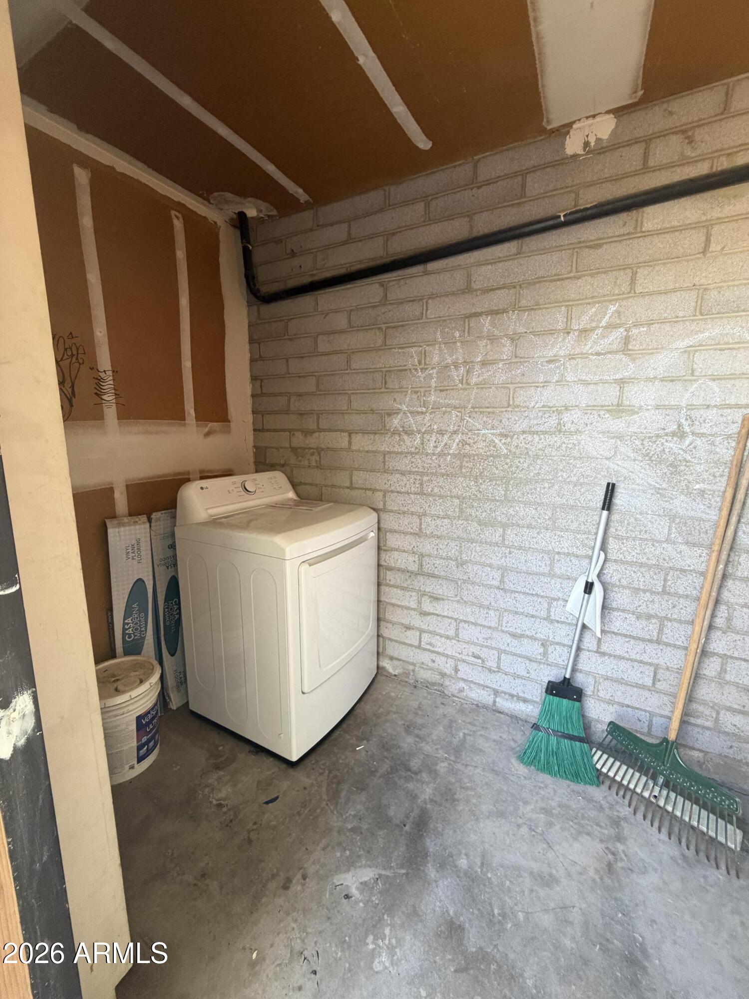 5433 West Friess Road Glendale, AZ 85306 - Photo 12 of 22 IMG_5796