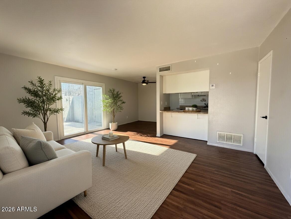 5433 West Friess Road Glendale, AZ 85306 - Photo 5 of 22 IMG_5807