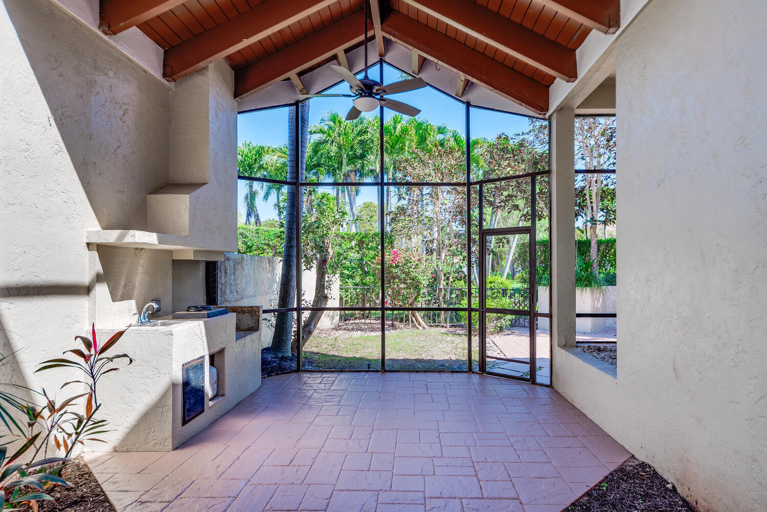 7481 Campo Florido Boca Raton, FL 33433 - Photo 17 of 42 Must See Property-large-039-032-Boca Gro