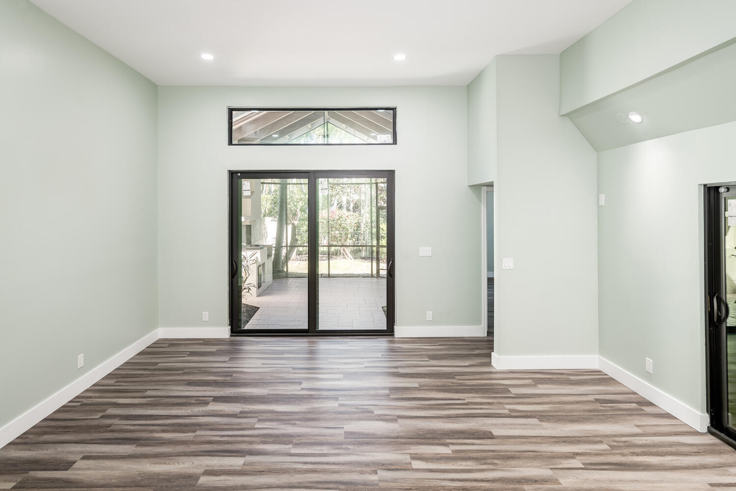 7481 Campo Florido Boca Raton, FL 33433 - Photo 5 of 42 Living / Dining Room