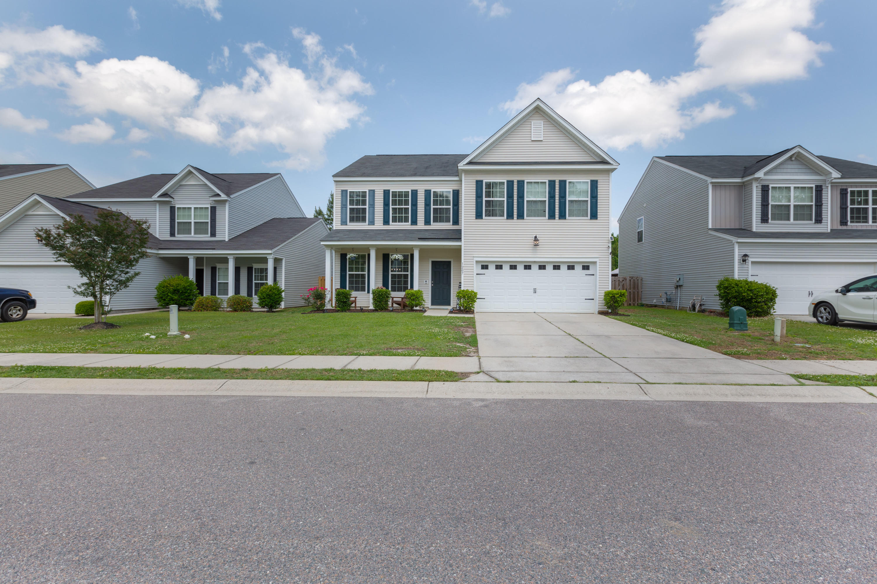 1207 Cosmos Road Summerville, SC 29483 - Photo 2 of 41 1207_Cosmos_Rd_Brett_Martin_Photography-