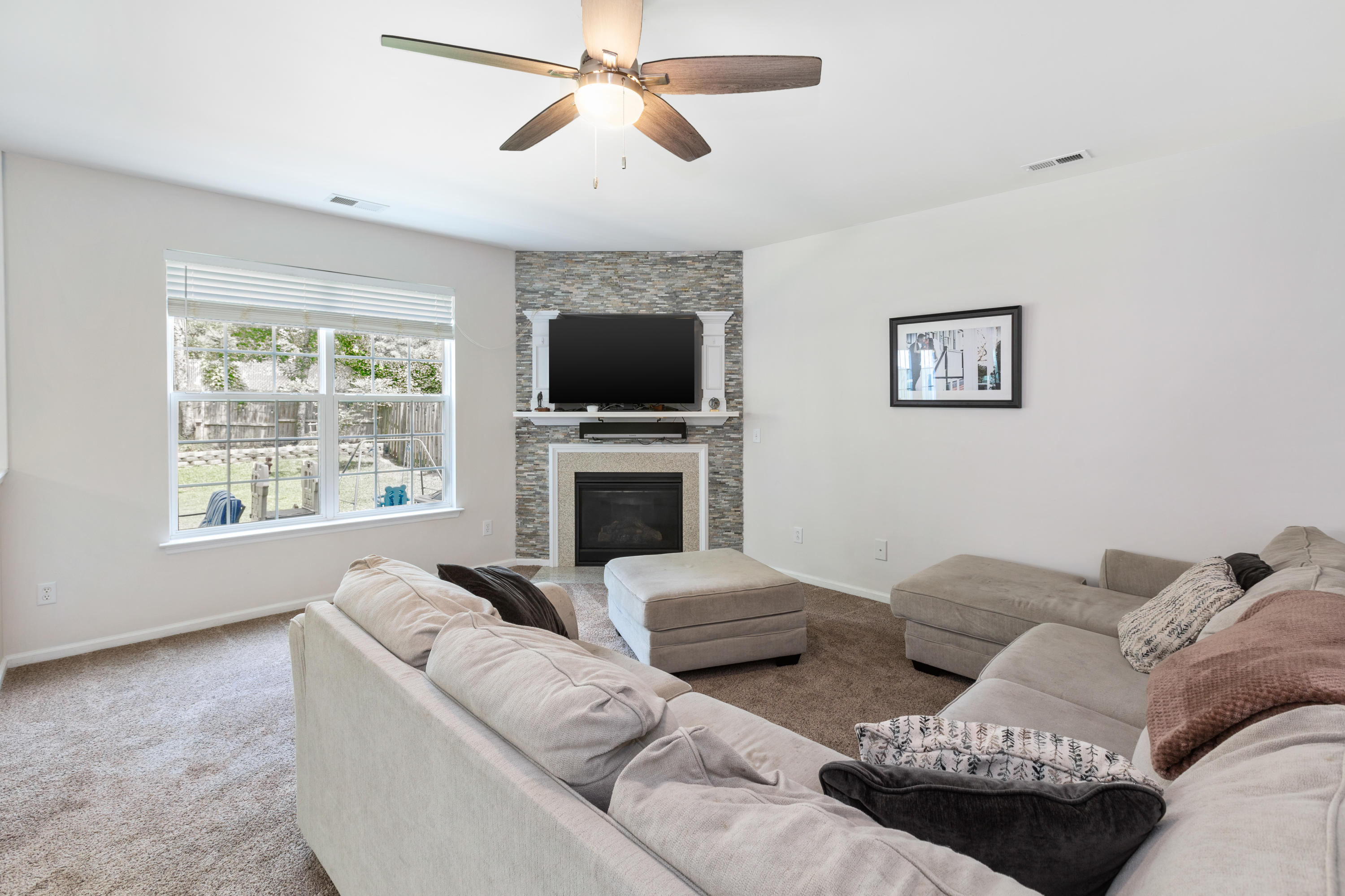 1207 Cosmos Road Summerville, SC 29483 - Photo 22 of 41 1207_Cosmos_Rd_Brett_Martin_Photography-