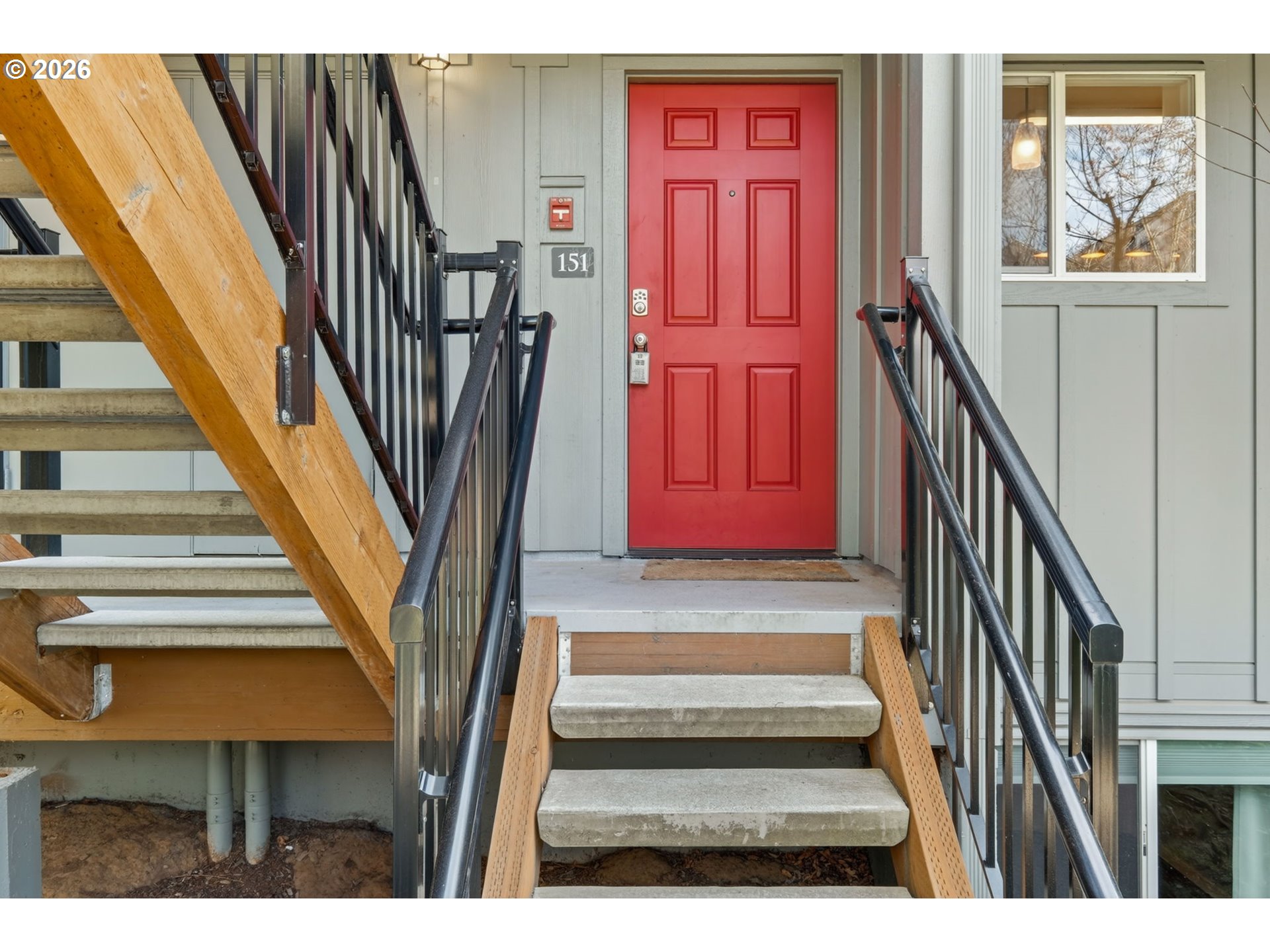 4 Touchstone, Unit 151 Lake Oswego, OR 97035 - Photo 2 of 28 a view of entryway