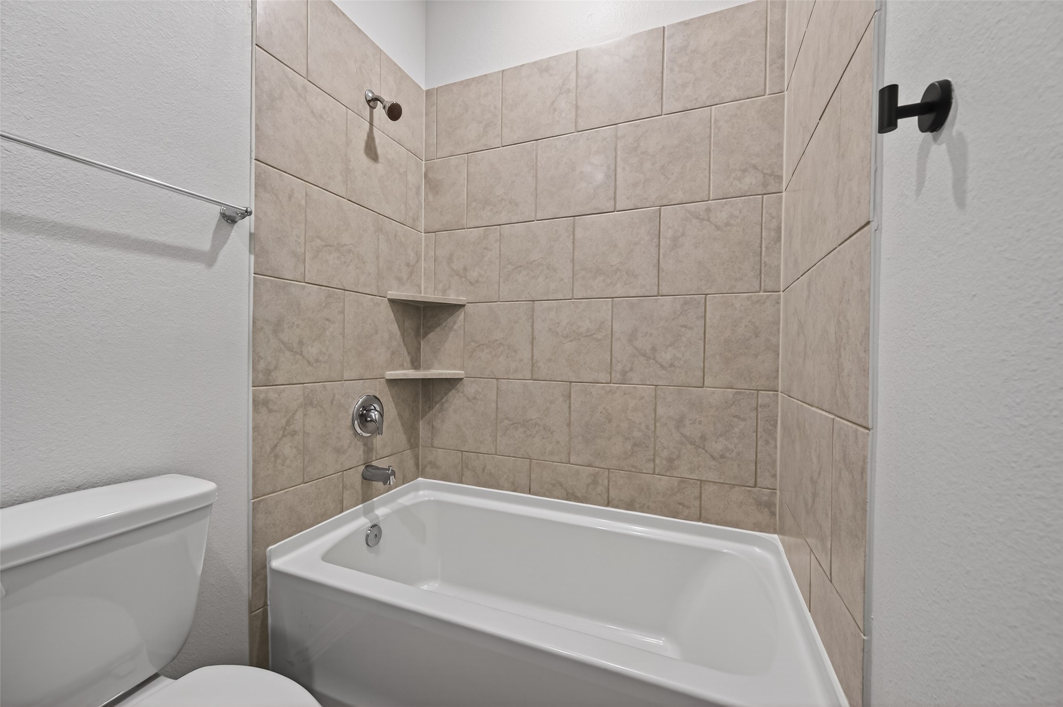 23222 Spring Genesis Lane Katy, TX 77493 - Photo 26 of 43 Elegant shower-tub combination for versatile bathing options.