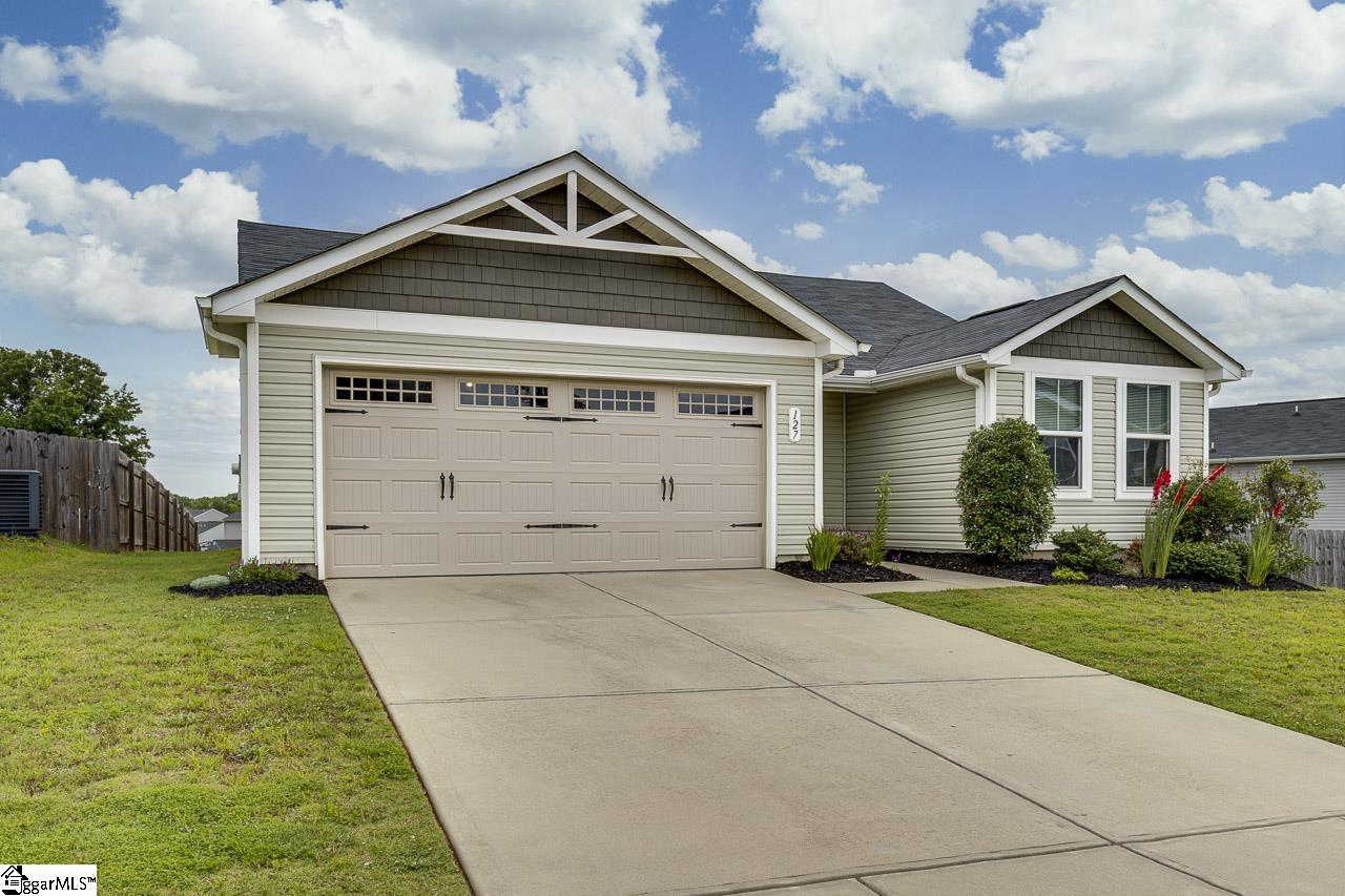 127 Ralston Road Greer, SC 29651 - Photo 3 of 19