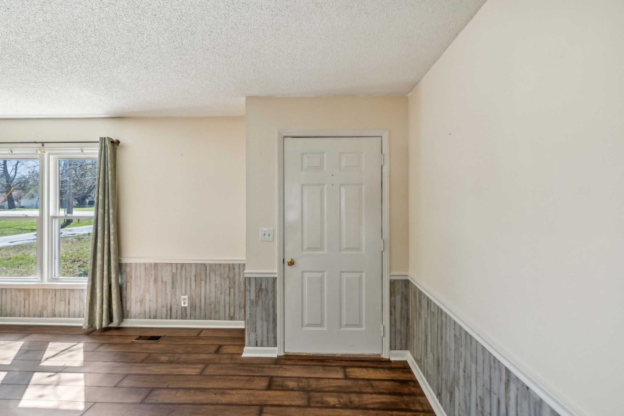 3405 Ridgefield Drive Murfreesboro, TN 37129 - Photo 8 of 46 Gallery Image 8